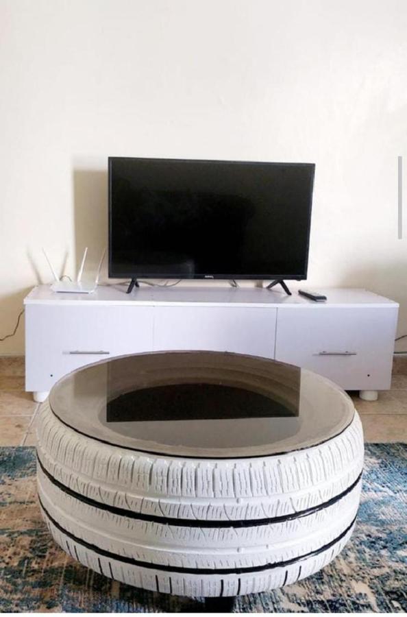 Rubi Apartment Naivasha Bagian luar foto